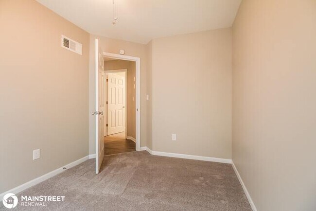 Building Photo - 9722 NW 87th St, Kansas City, MO 64153