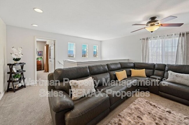 Building Photo - 2240 Whale Point