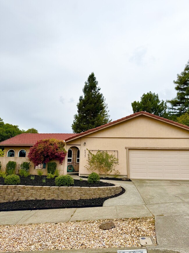 Building Photo - 5427 Yerba Buena Rd