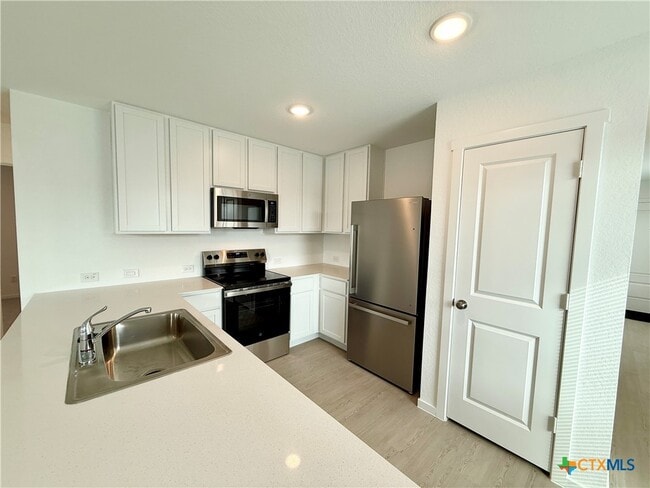 Building Photo - 311 Moscato Rd