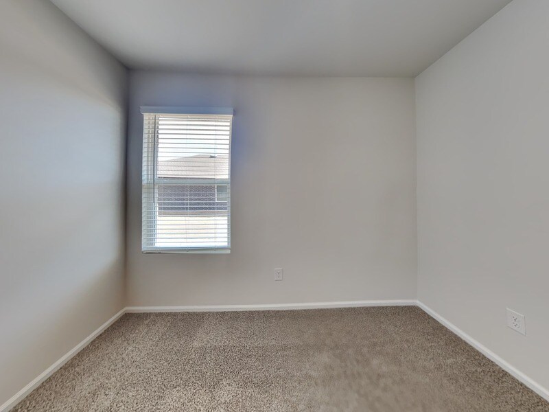 Building Photo - 501 St Charles Pl