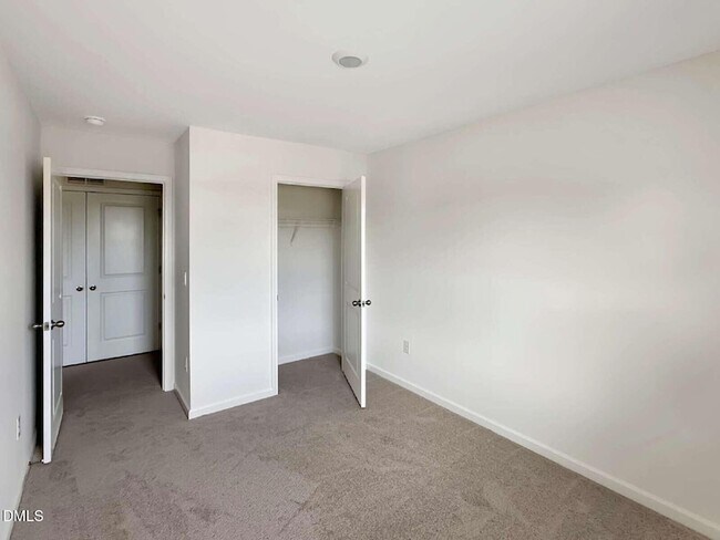 Building Photo - 108 Clementine St