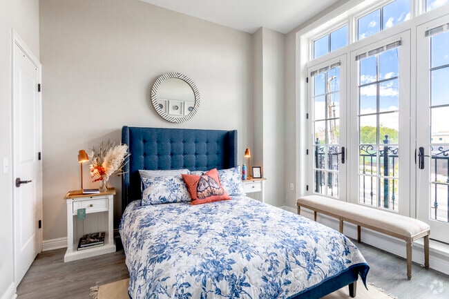 1 BR, 1 BA - 737 SF - Park Kennedy