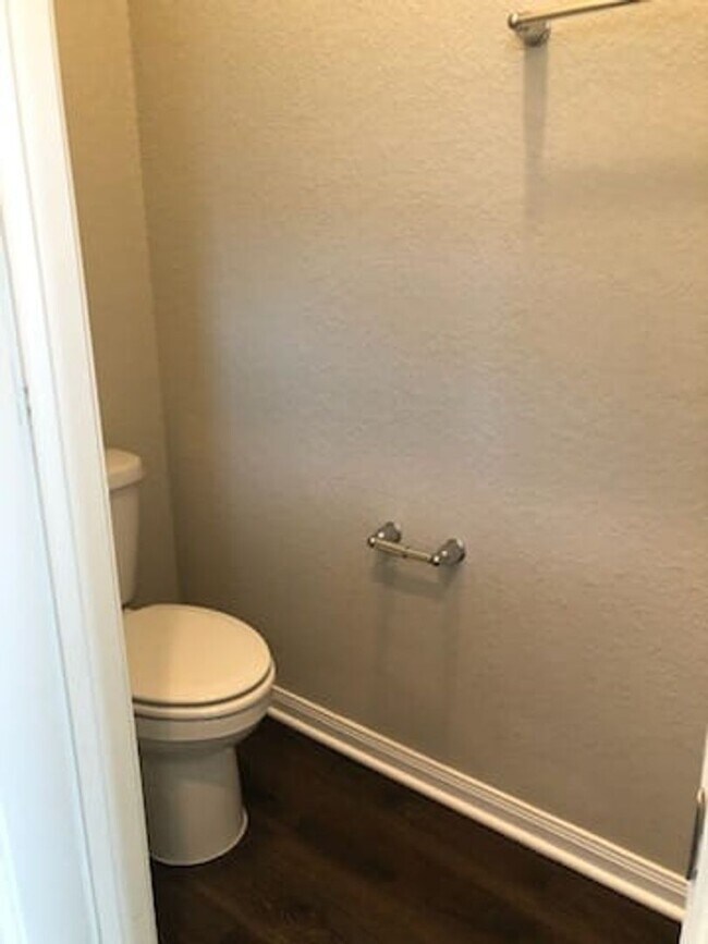 Building Photo - House for lease in Georgetown