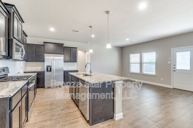 Building Photo - 1358 Rolling Mdws Dr
