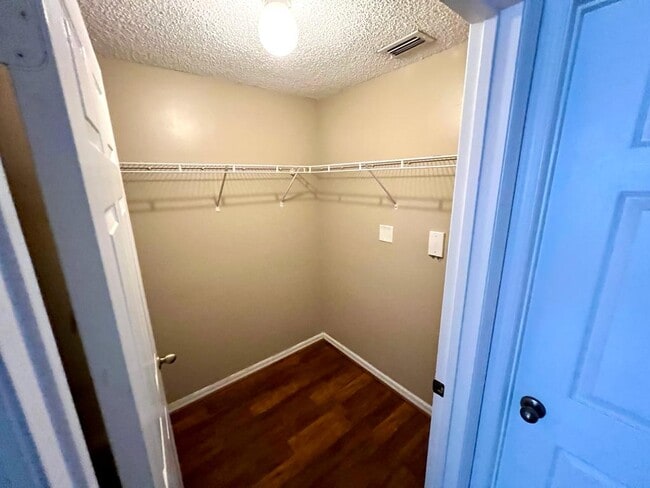 Building Photo - 3502 Windy Walk Way