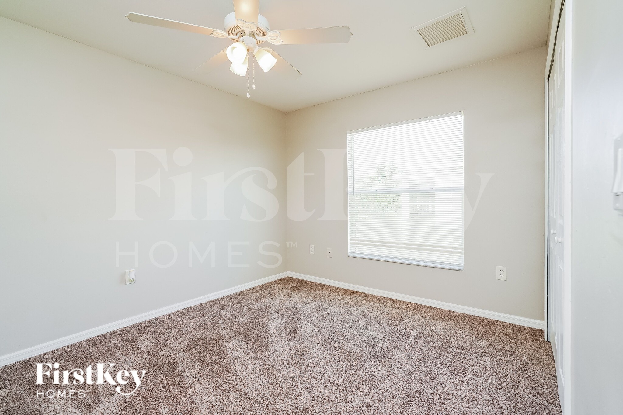 Building Photo - 3411 21st St SW