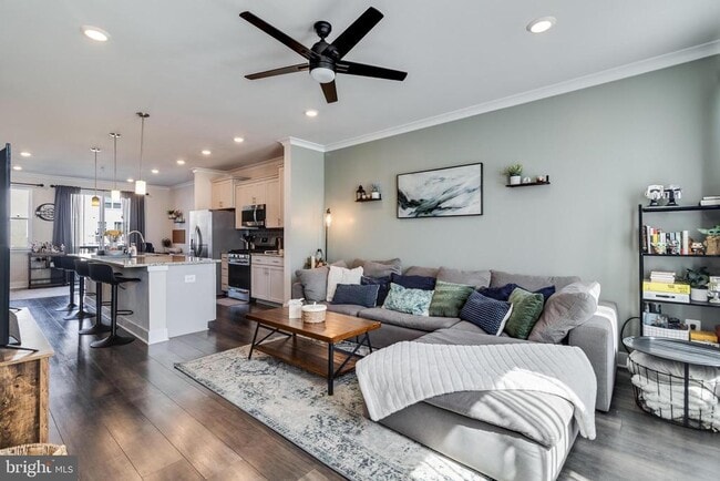 Building Photo - 5921 Kate Chopin Pl