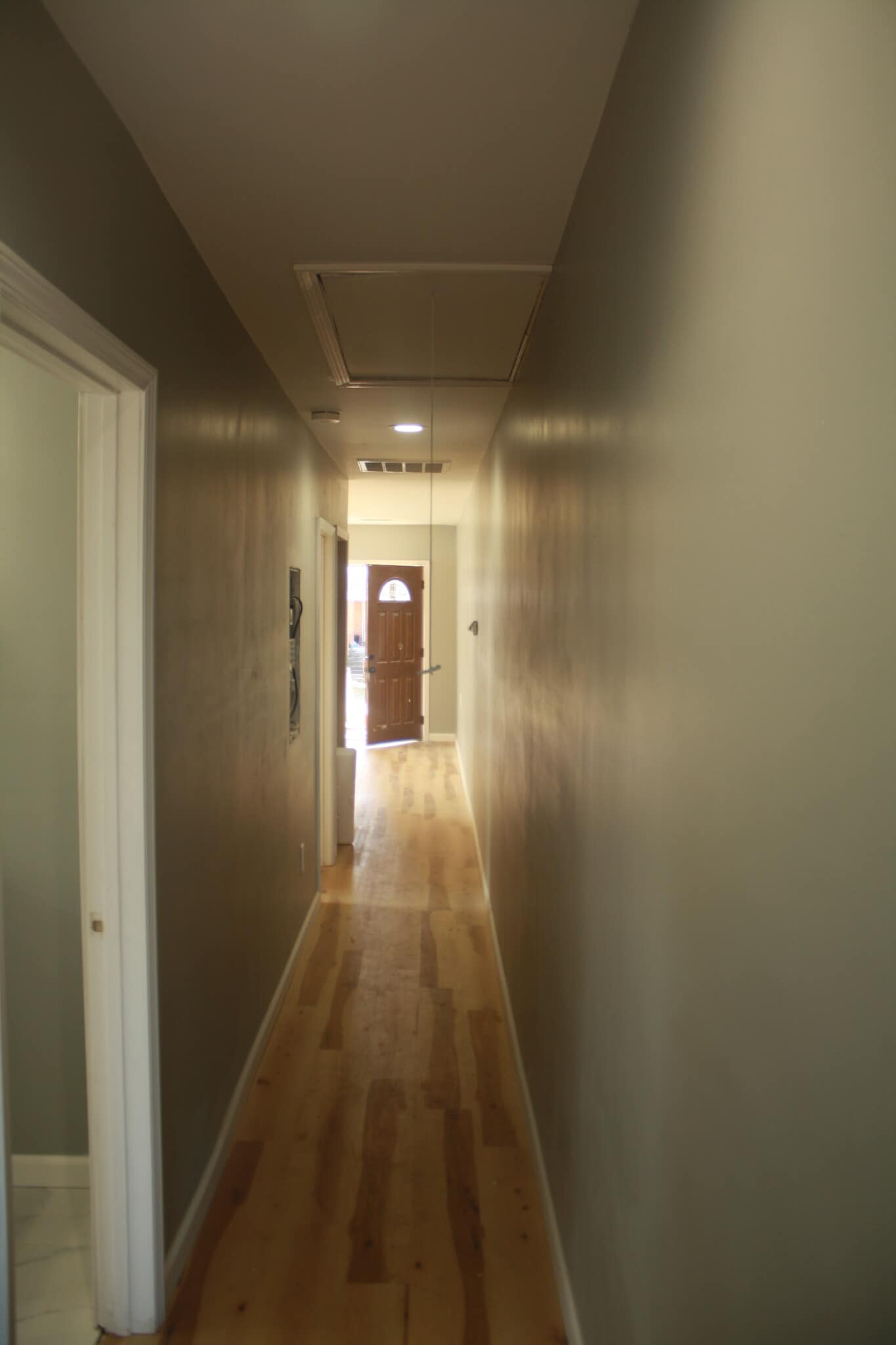 Hall way - 7918 Lloyd Ave
