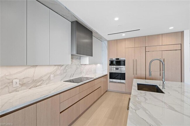 Building Photo - 5100 Seagrass Blvd