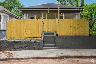 Building Photo - Incredible opportunity to live in Historic...