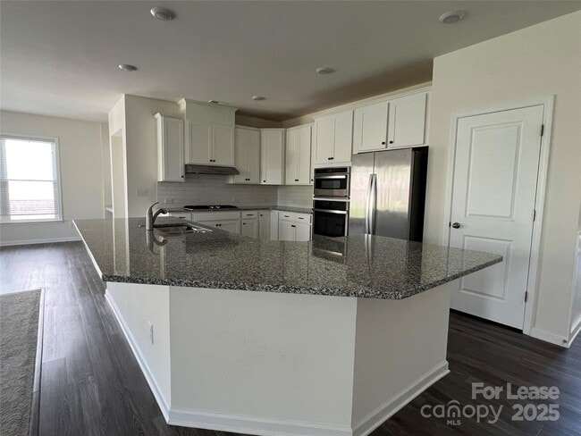 Building Photo - 1024 Argentium Way