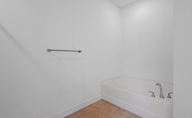 Building Photo - 8118 Merano Ave