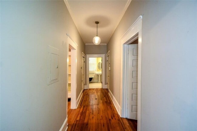 Building Photo - 404 Ormond St SE
