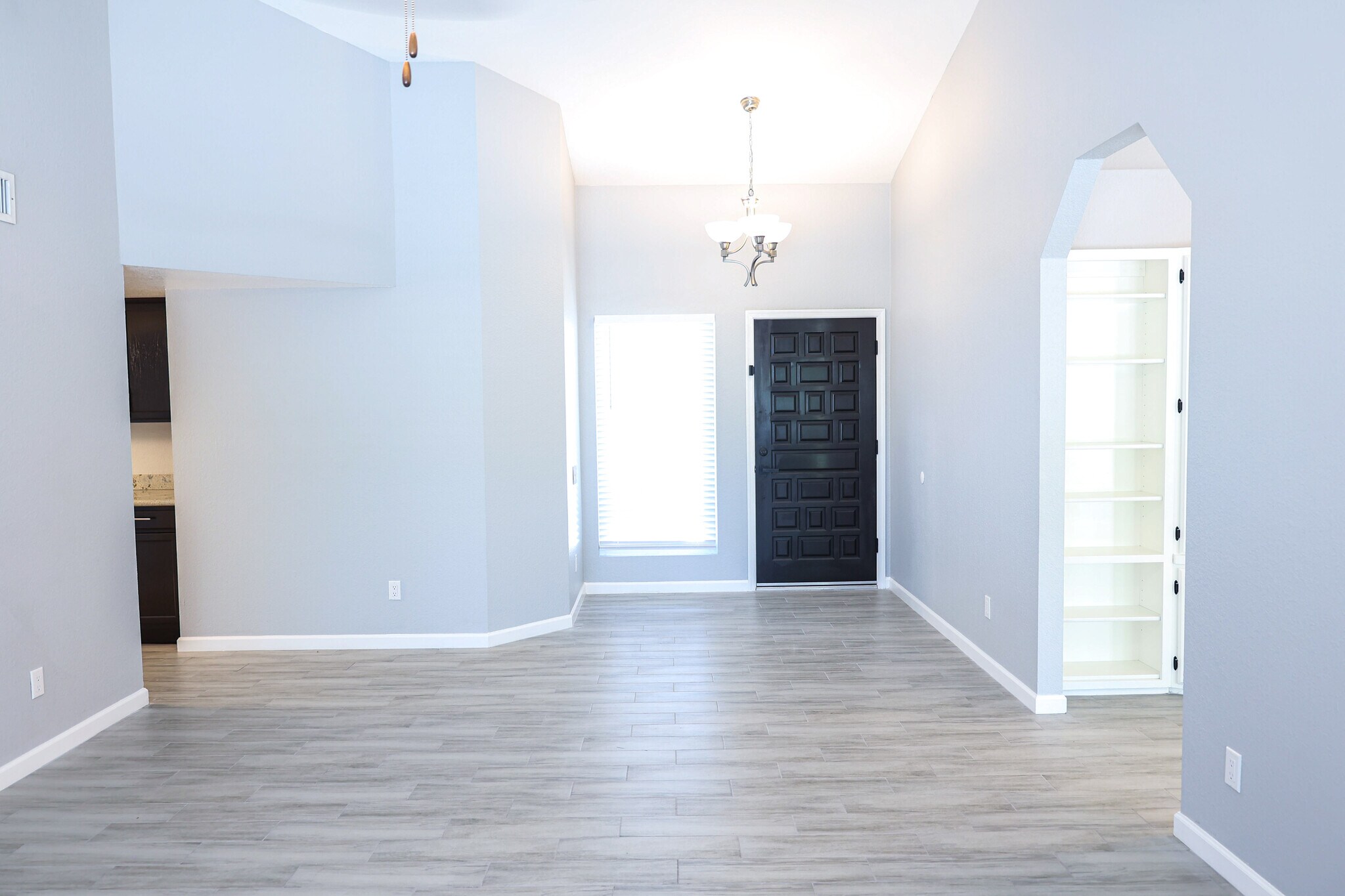 Building Photo - 14101 N 78th Dr