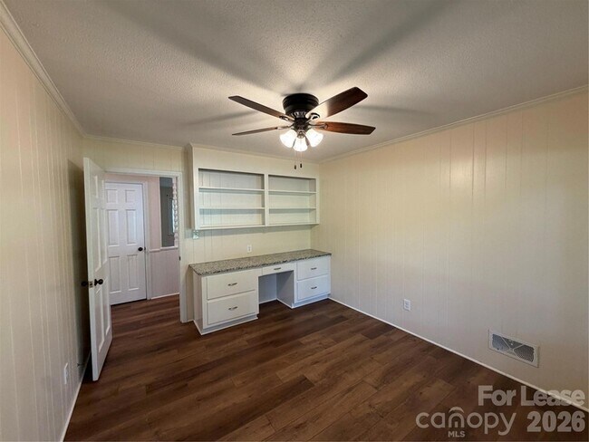 Building Photo - 1130 Turnersburg Hwy
