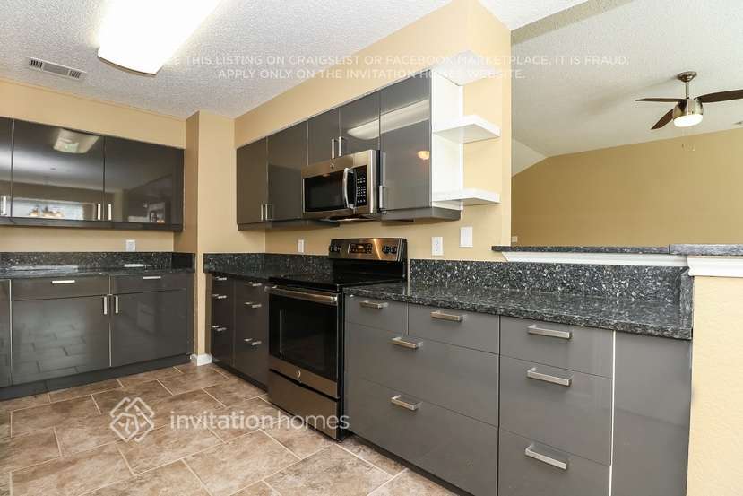 Building Photo - 2506 Neal Dr