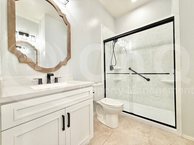 Building Photo - 18513 W San Carlos Dr