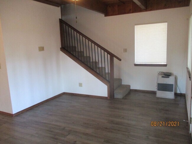 Building Photo - One Bedroom PLUS Loft!! Completely redone!  Beautiful Sierra Village Chalet!