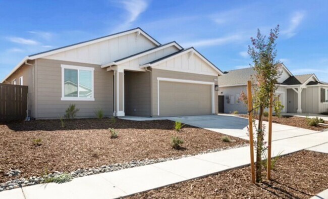 Building Photo - Newer Single Story 3 Bedroom Home for Rent in West Roseville