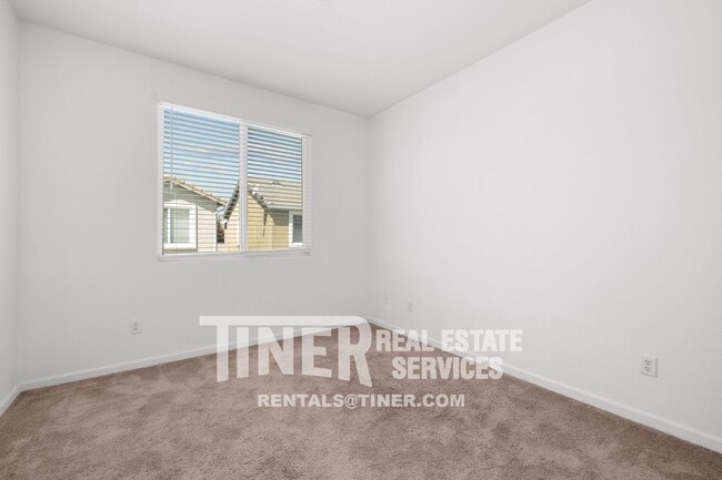 Building Photo - Beautiful North Natomas Home