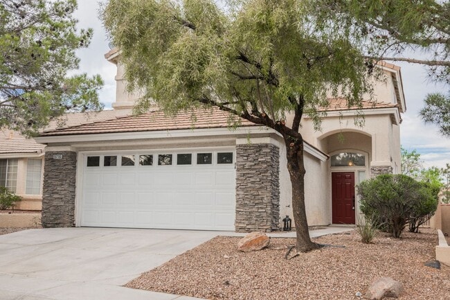 Building Photo - Honey, I’m Home! This Lovely 3 Bedroom, Two-Story Home Is Located In Summerlin.