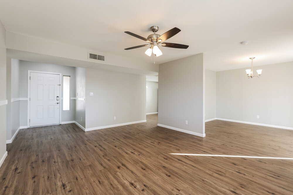 Building Photo - 6601 W Desert Cove Ave