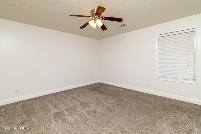 Building Photo - 5104 Cates Bend Way