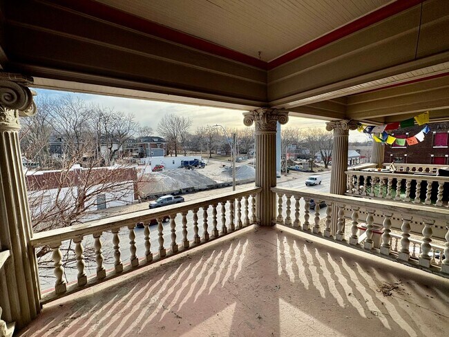 Building Photo - Shelby