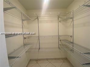 Building Photo - 6061 Collins Ave