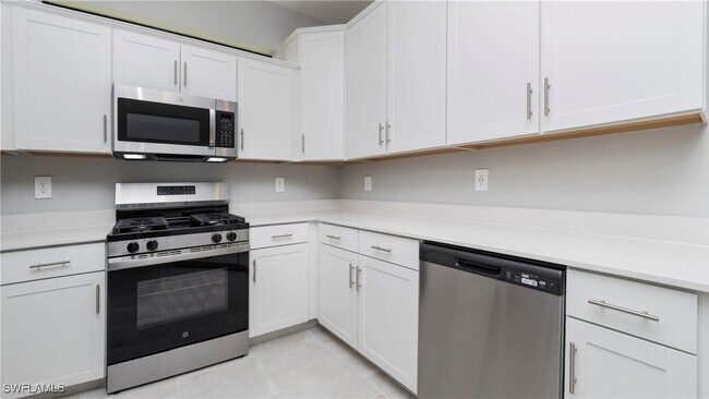 Building Photo - 19564 Hinkley Dr