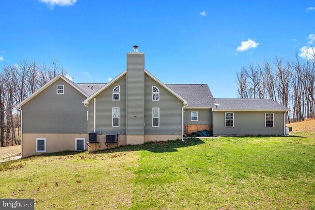 Building Photo - 289 Slate Ln