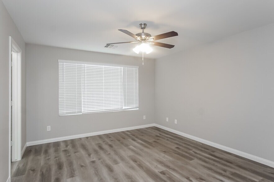 Building Photo - 8064 Torremolinos Ave