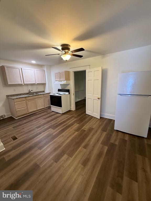 Building Photo - 18 S Braddock St