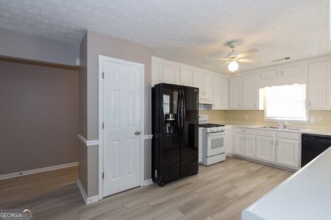 Building Photo - 4291 Fiddlers Bend