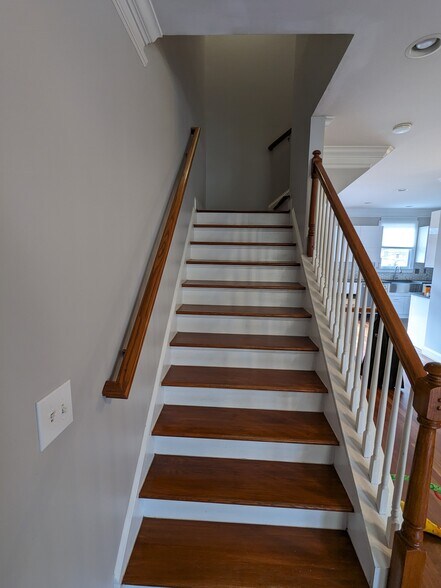 Building Photo - 1079 Marietta Blvd NW