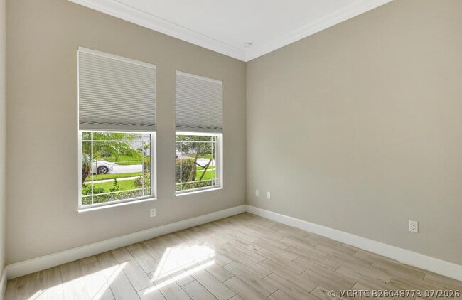 Building Photo - 15684 Goldfinch Cir