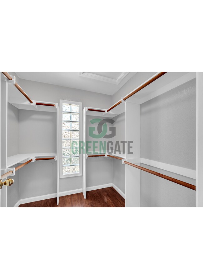 Building Photo - Lovely 3 Bedroom Home in Modesto MUST SEE!