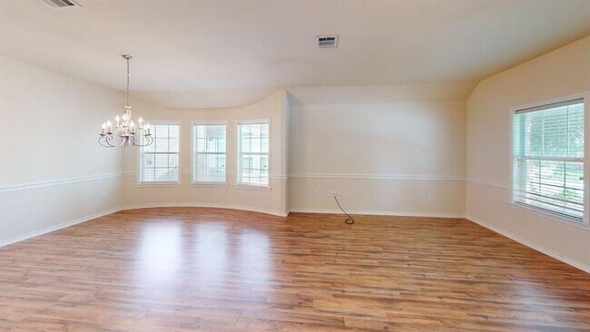 Building Photo - 2816 Mission Tejas Dr