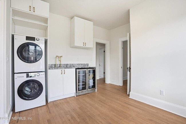 Building Photo - 2817 Selma St