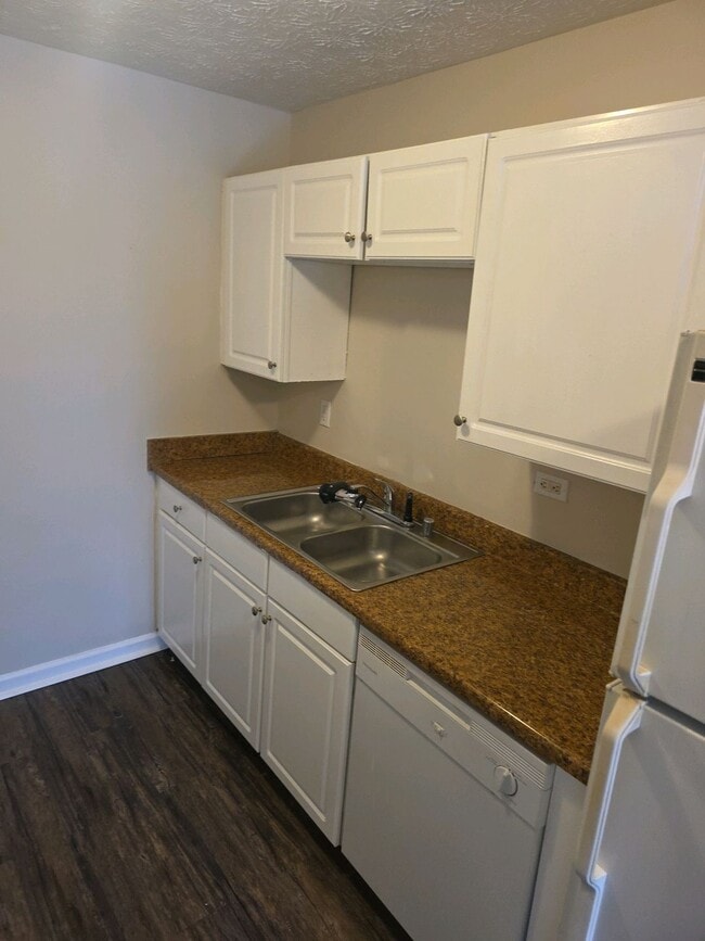 Building Photo - 4816 Andalusia Ln