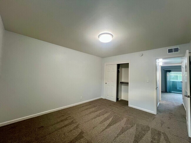 Building Photo - Modern Renovated 2-Bedroom in Santa Clara | Prime Location Near Apple, Nvidia & Major Highways