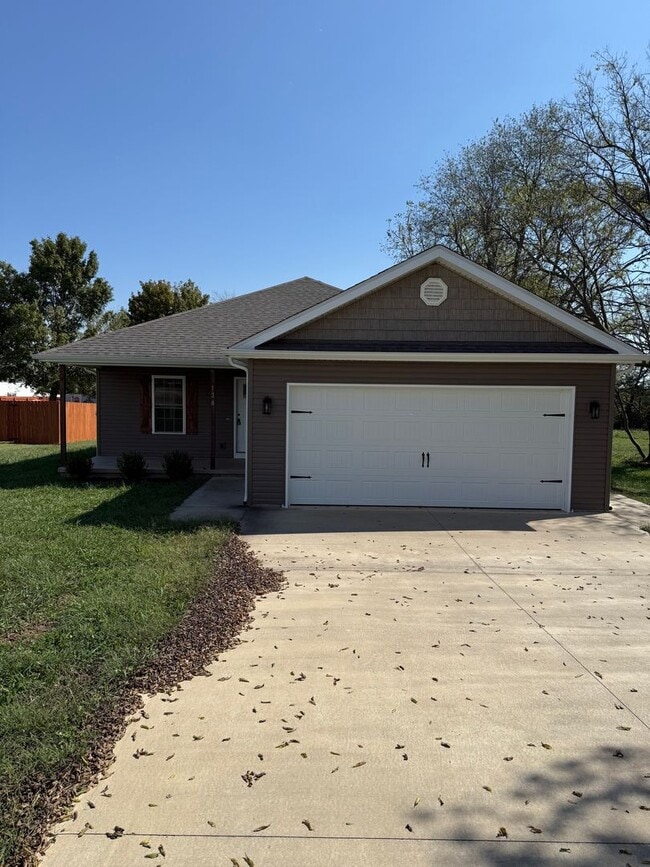 Building Photo - 3 Bed/2 Bath House with 2 Car Garage (NEW CONSTRUCTION)