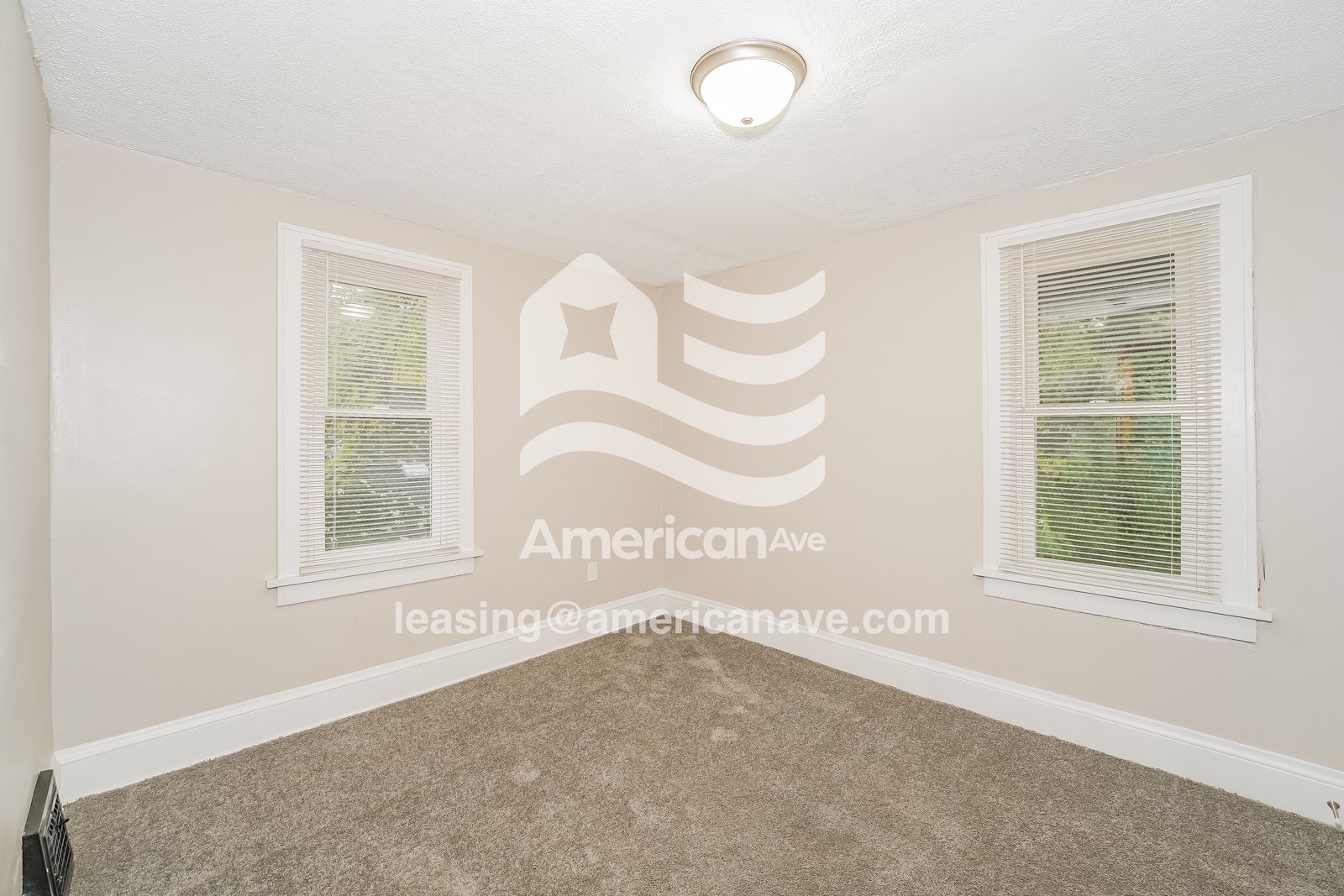 Building Photo - 1300 Brandon Ave