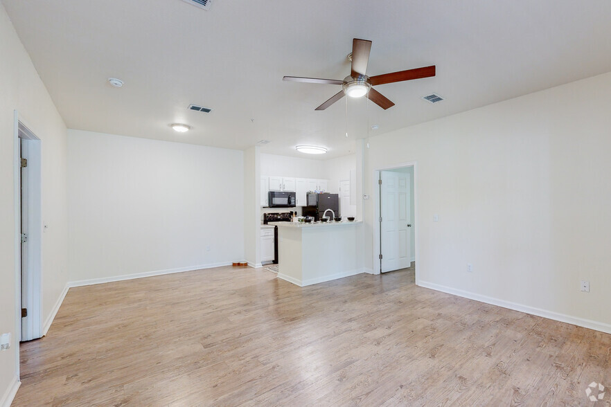 2BD 2BA 1,236SF - Angel Landing