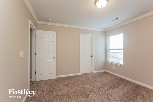 Building Photo - 4407 Lawrence Daniel Dr