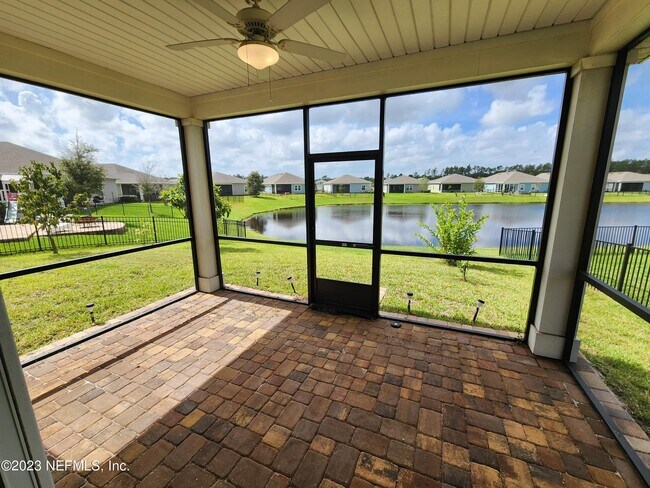 Building Photo - 310 Broomsedge Cir
