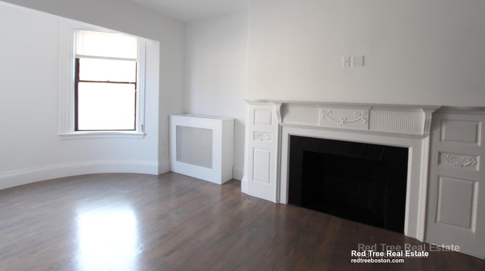 Building Photo - 503 Beacon St
