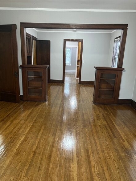Building Photo - 1145 Raymond Ave