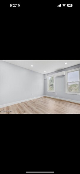 Building Photo - 1709 48th St